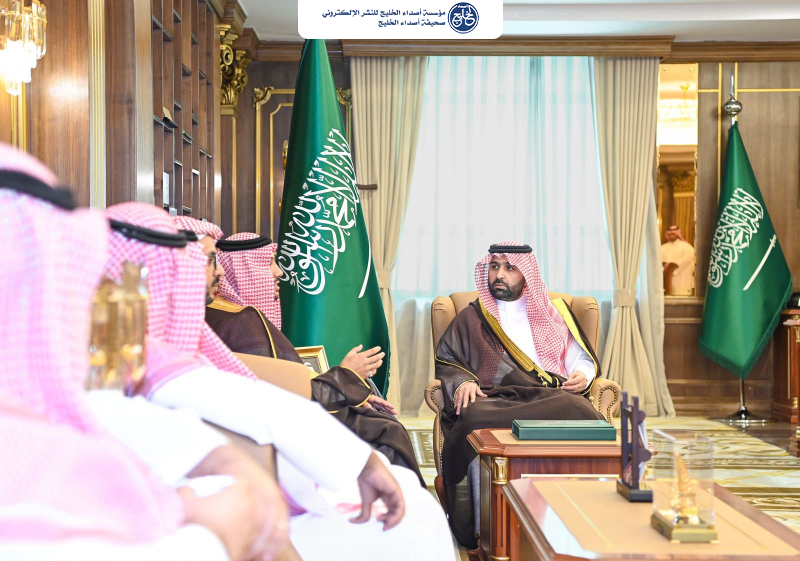 أمير جازان يستقبل مدير فرع المركز الوطني لتنمية الغطاء النباتي ومكافحة التصحر