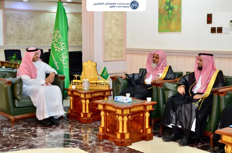 مدير عام فرع الرئاسة العامة لهيئة الأمر بالمعروف والنهي عن المنكر بمنطقة الباحة يلتقي مدير عام التعليم بالمنطقة