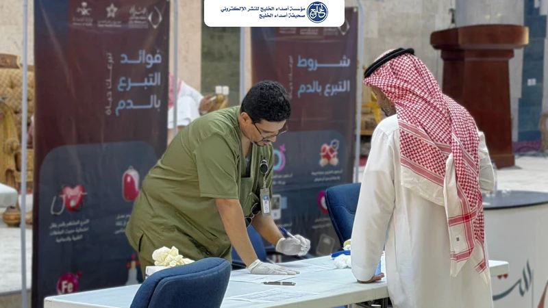 الشؤون الإسلامية في جازان تقيم حملة للتبرع بالدم بالتعاون مع جمعية رعاية مرضى الدم ( شريان ) وتجمع جازان الصحي ( بنك الدم بمستشفى الأمير محمد بن ناصر بن عبد العزيز )