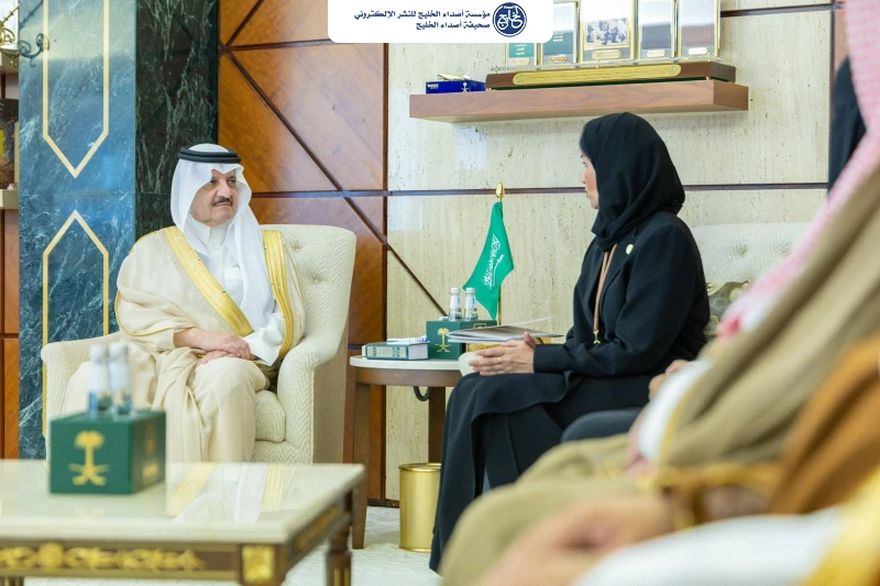 سمو أمير المنطقة الشرقية يستقبل مدير عام التعليم بالمنطقة ويطلع على نظام التعليم العام