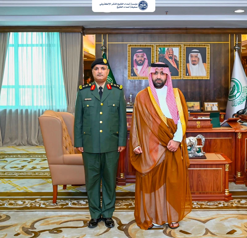 أمير جازان يقلّد عددًا من قيادات السجون بالمنطقة رتبهم الجديدة