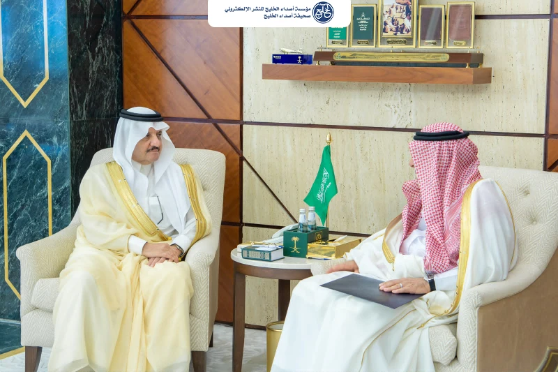 سمو أمير المنطقة الشرقية يستقبل رئيس جامعة الأمير محمد بن فهد