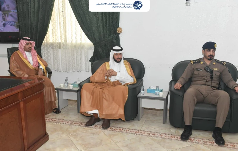 محافظ القطيف يقف ميدانيًا على سير العمل في مركز صفوى